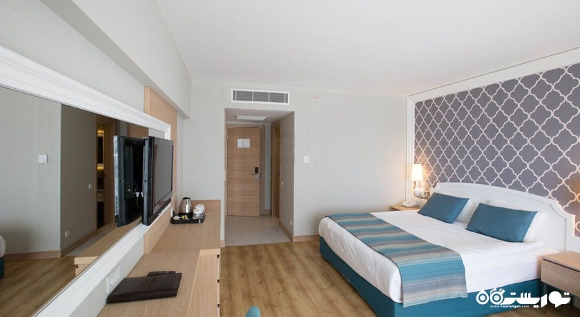 تخت بزرگ سوئیت هتل